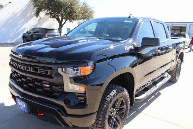 2026 Chevrolet Silverado 1500 4WD Crew Cab Standard Bed Custom Trail Boss