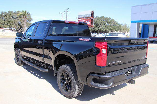 2026 Chevrolet Silverado 1500 4WD Crew Cab Standard Bed Custom Trail Boss