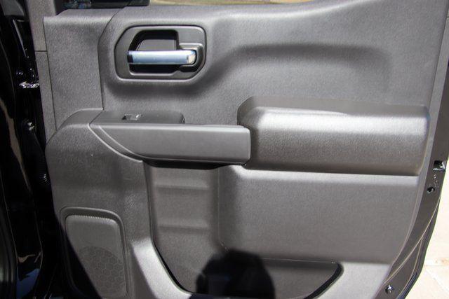 2026 Chevrolet Silverado 1500 4WD Crew Cab Standard Bed Custom Trail Boss