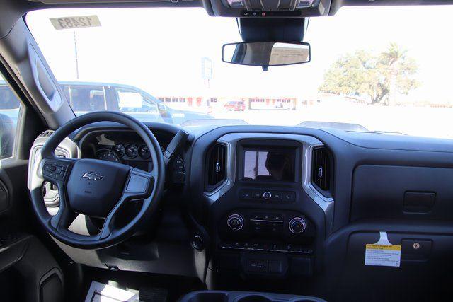 2026 Chevrolet Silverado 1500 4WD Crew Cab Standard Bed Custom Trail Boss