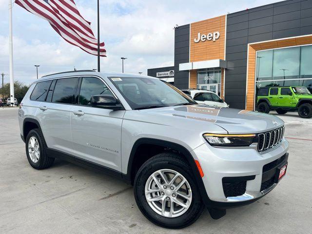 2025 Jeep Grand Cherokee GRAND CHEROKEE L LAREDO X 4X2