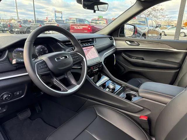 2025 Jeep Grand Cherokee Limited 4x4