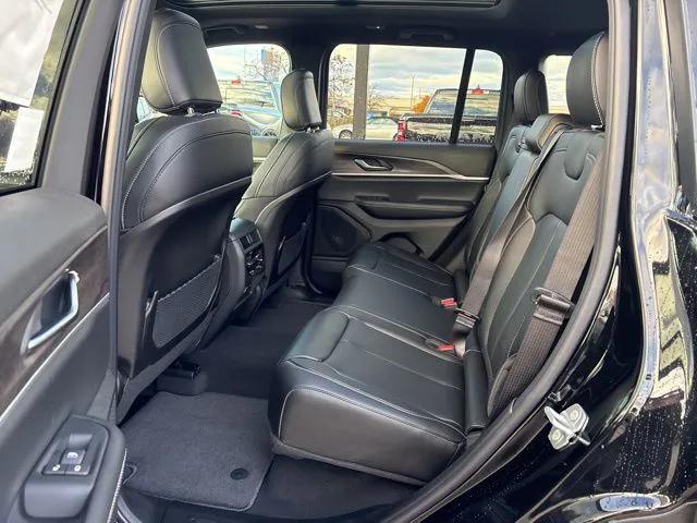 2025 Jeep Grand Cherokee Limited 4x4