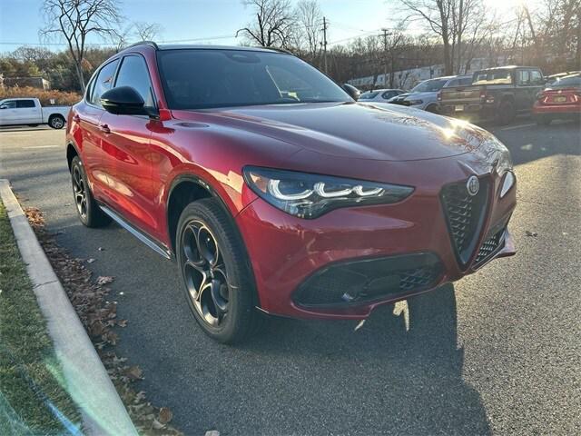 2025 Alfa Romeo Stelvio STELVIO INTENSA AWD 2025 Alfa Romeo Stelvio STELVIO INTENSA AWD