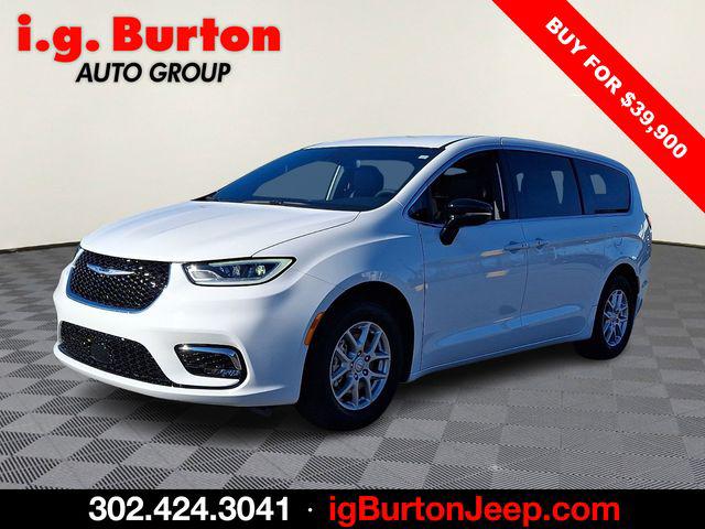 2026 Chrysler Pacifica PACIFICA SELECT