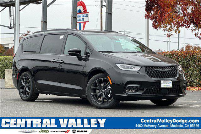 2026 Chrysler Pacifica PACIFICA LIMITED