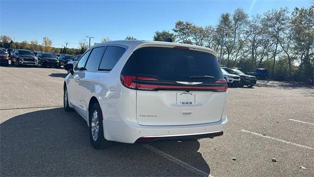 2026 Chrysler Pacifica PACIFICA SELECT 2026 Chrysler Pacifica PACIFICA SELECT
