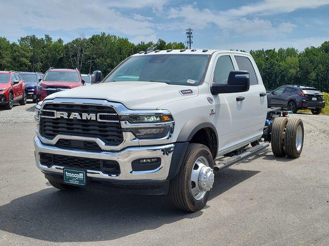 2026 RAM 5500 Chassis RAM 5500 TRADESMAN CHASSIS CREW CAB 4X2 60 CA