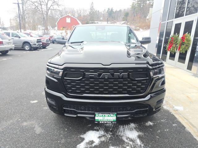 2026 RAM Ram 1500 RAM 1500 EXPRESS CREW CAB 4X4 57 BOX