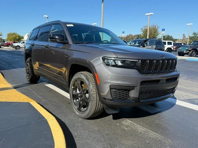 2025 Jeep Grand Cherokee GRAND CHEROKEE L ALTITUDE X 4X4