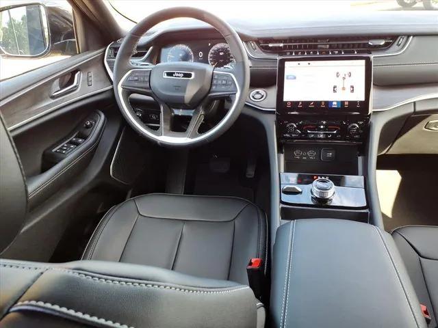 2025 Jeep Grand Cherokee Limited 4x4