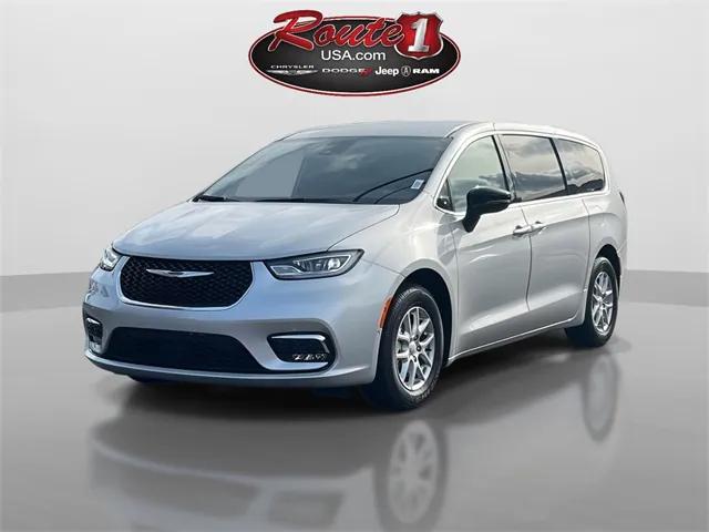 2026 Chrysler Pacifica PACIFICA SELECT AWD