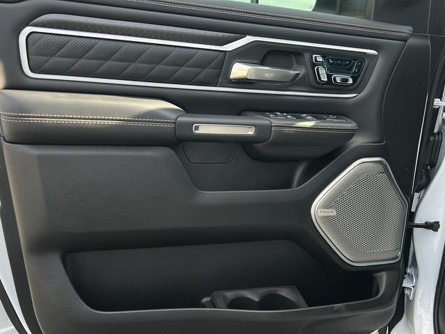 2026 Ram 1500 Tungsten Crew Cab 4x4 5'7" Box