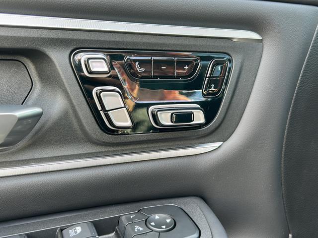 2026 Ram 1500 Tungsten Crew Cab 4x4 5'7" Box