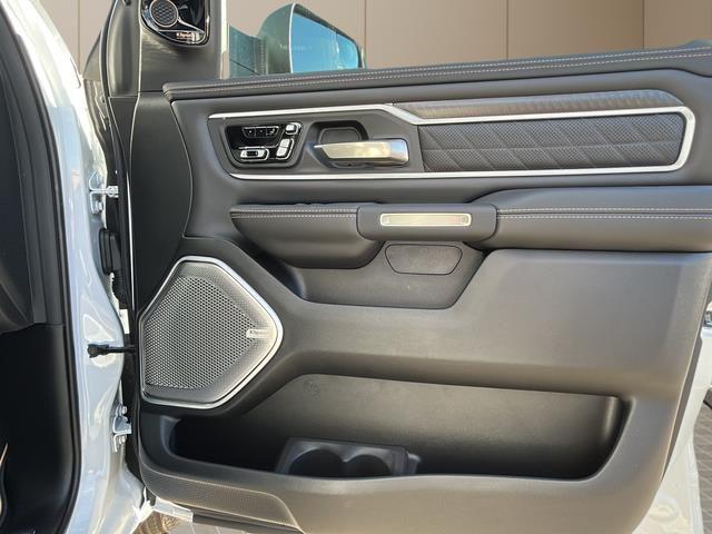 2026 Ram 1500 Tungsten Crew Cab 4x4 5'7" Box