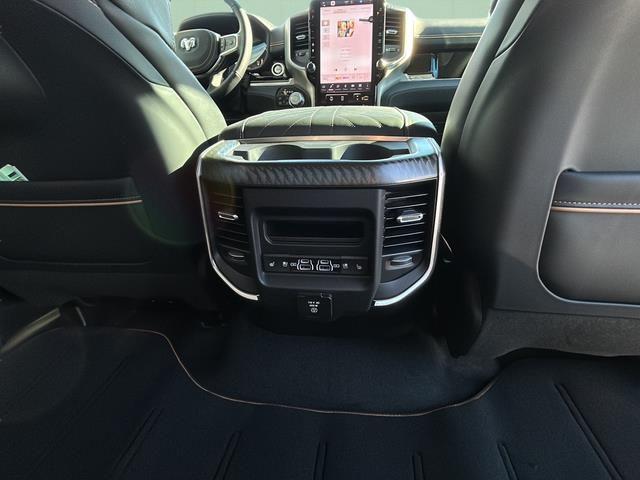2026 Ram 1500 Tungsten Crew Cab 4x4 5'7" Box
