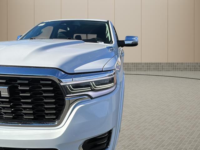 2026 Ram 1500 Tungsten Crew Cab 4x4 5'7" Box