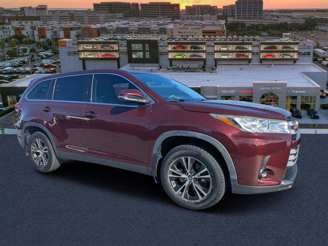 2019 Toyota Highlander LE