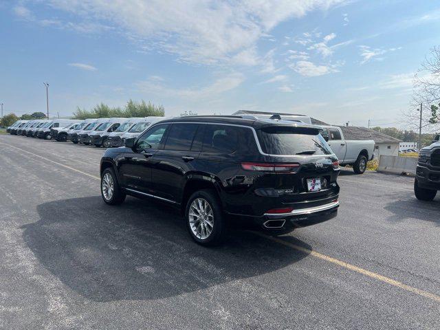 2021 Jeep Grand Cherokee L Summit 4x4 2021 Jeep Grand Cherokee L Summit 4x4