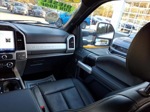2022 Ford F-350 LARIAT