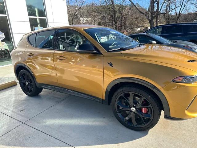 2024 Dodge Hornet R/T EAWD 2024 Dodge Hornet R/T EAWD