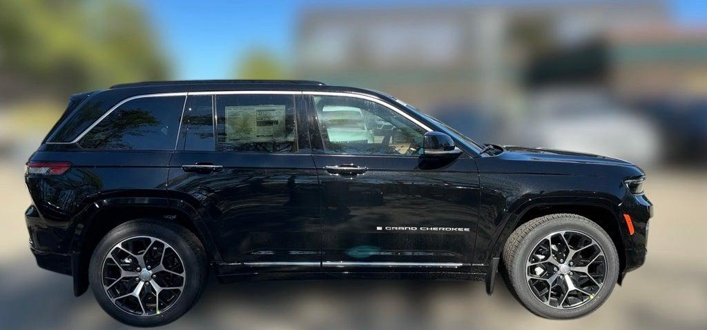 2025 Jeep Grand Cherokee GRAND CHEROKEE SUMMIT RESERVE 4X4