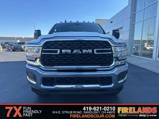 2024 RAM 2500 Tradesman Crew Cab 4x4 64 Box
