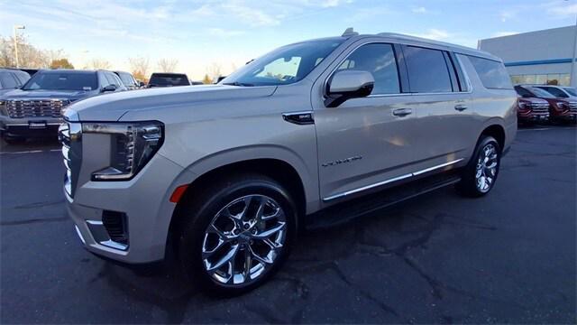 2021 GMC Yukon XL 4WD SLT