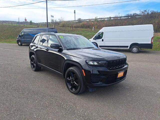 2022 Jeep Grand Cherokee Altitude 4x4