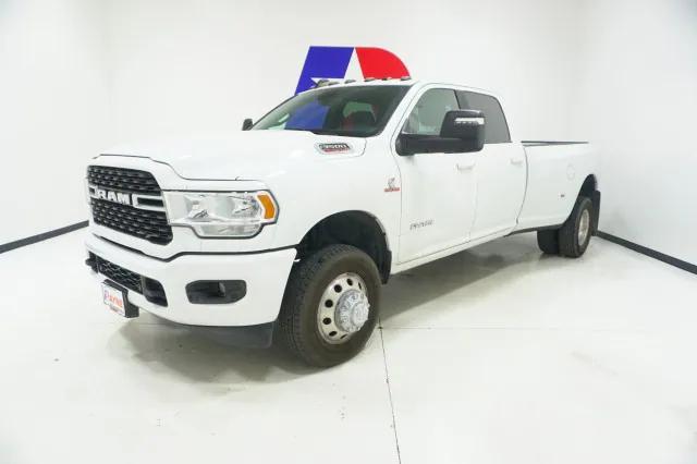 2024 RAM 3500 Big Horn Crew Cab 4x4 8 Box 2024 RAM 3500 Big Horn Crew Cab 4x4 8 Box