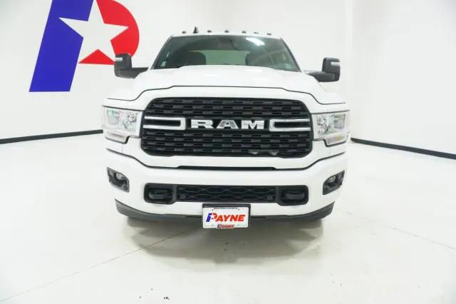 2024 RAM 3500 Big Horn Crew Cab 4x4 8 Box 2024 RAM 3500 Big Horn Crew Cab 4x4 8 Box