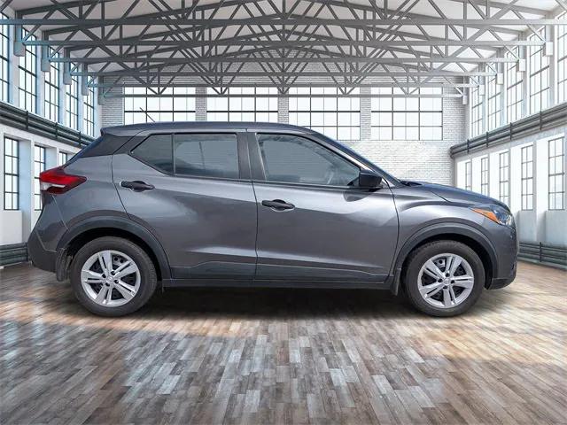 2020 Nissan Kicks S Xtronic CVT