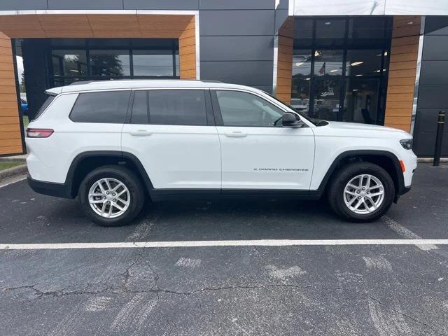 2023 Jeep Grand Cherokee L Laredo 4x2