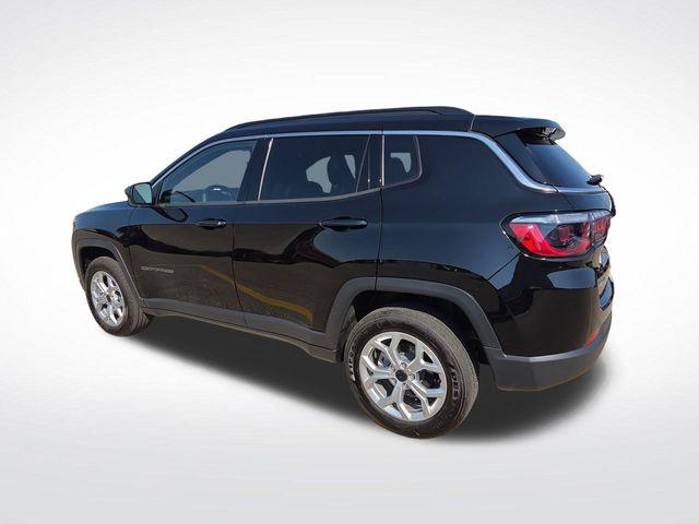 2025 Jeep Compass Latitude 4x4 2025 Jeep Compass Latitude 4x4