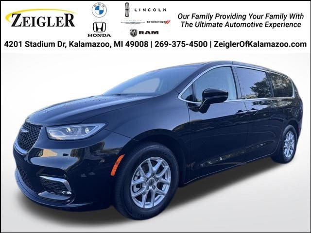 2024 Chrysler Pacifica Touring L 2024 Chrysler Pacifica Touring L