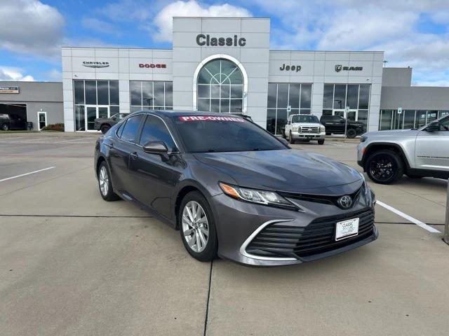 2022 Toyota Camry LE