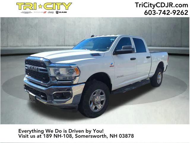 2022 RAM 2500 Tradesman Crew Cab 4x4 64 Box