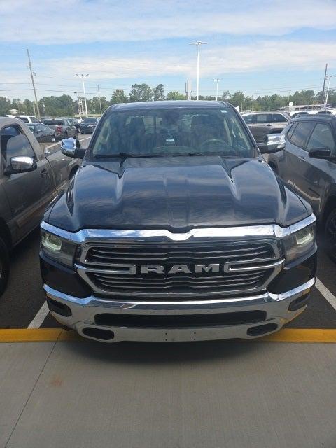 2019 RAM 1500 Laramie Quad Cab 4x2 64 Box