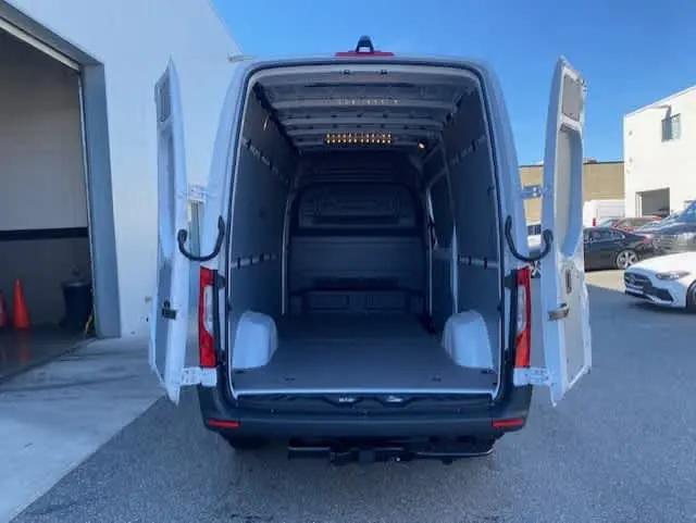 2026 Mercedes-Benz Sprinter 2500 Standard Roof 4-Cyl Diesel