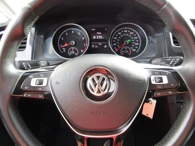 2018 Volkswagen Golf SportWagen TSI S