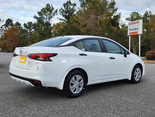 2025 Nissan Versa 1.6 S
