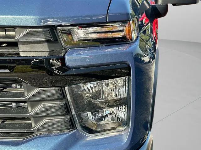 2026 Chevrolet Silverado 2500HD Crew Cab, Standard Bed, WT, 4WD