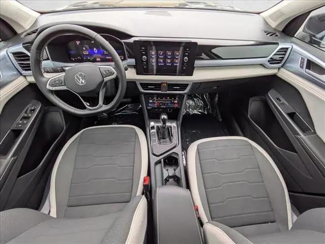 2026 Volkswagen Taos SE