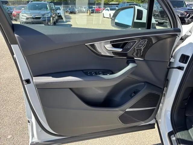 2023 Audi Q7 Prestige 55 TFSI quattro Tiptronic