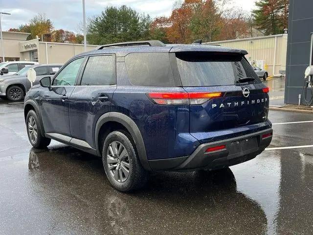 2025 Nissan Pathfinder SV 4WD