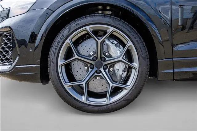 2026 Audi RS Q8 performance quattro tiptronic