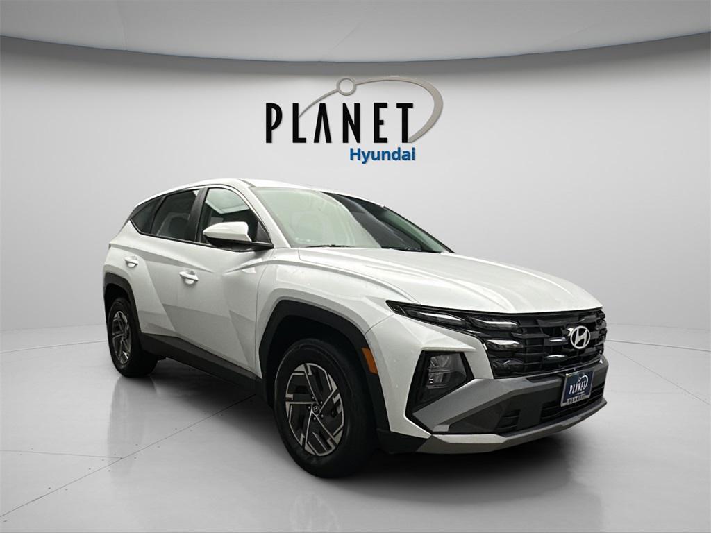 2026 Hyundai Tucson Hybrid Blue SE