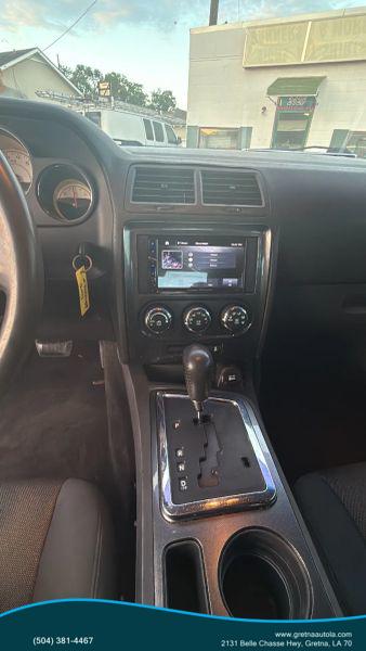 2014 Dodge Challenger SXT