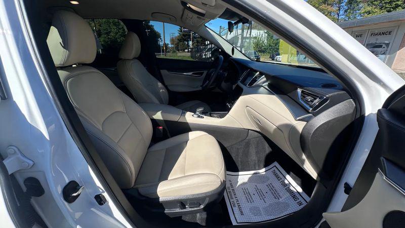 2019 INFINITI QX50 PURE
