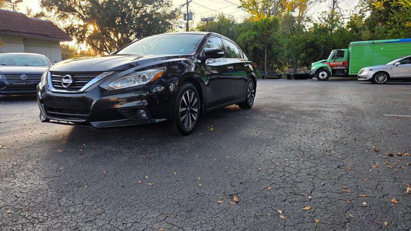 2016 Nissan Altima 2.5 SV for sale in Tavares, FL